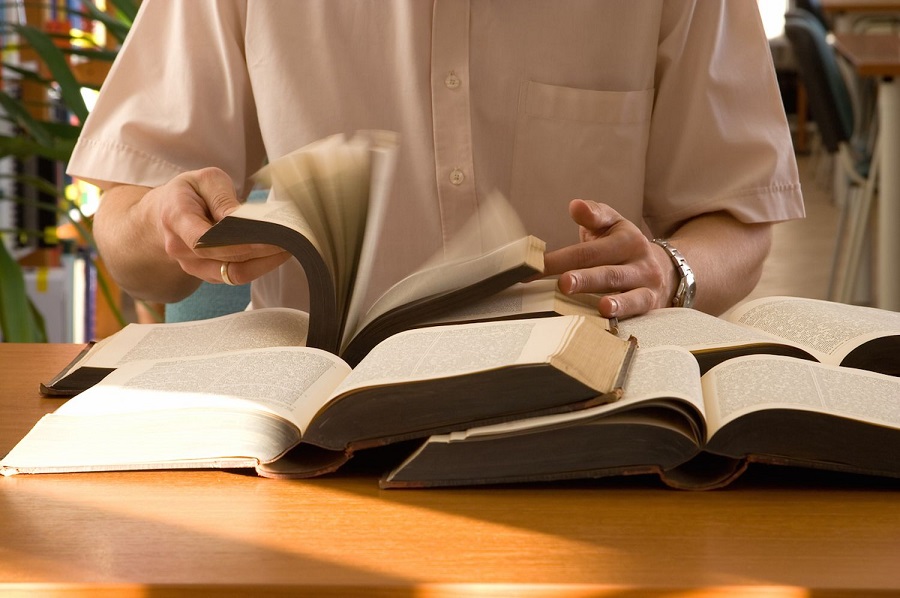 Cách đọc nhanh hơn và hiểu nhiều hơn trong tiếng Anh